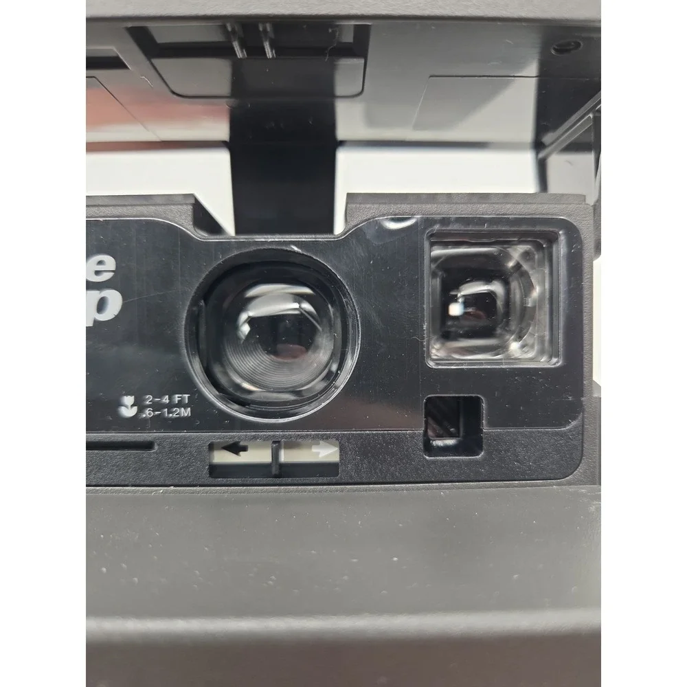 Vintage Polaroid One Step Close Up 600 Film Instant Camera w/ Strap Box WORKS